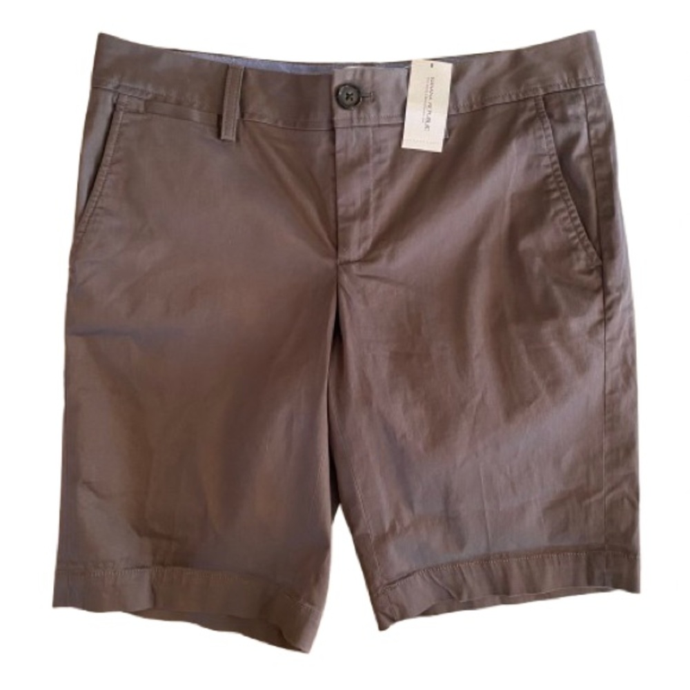 Banana Republic Women’s Bermuda Shorts Size 10 Sage Grey Stretch Classic Preppy
